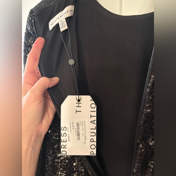 new Dress the Population Kiera long sleeve sequin gown in black - Picture 9 of 10